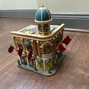 Heritage Village Collection Christmas in the City Hollydale’s Department Store